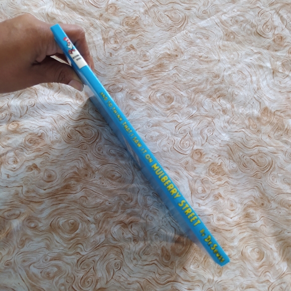 Mulberry street Dr Seuss RARE book - Picture 2 of 13